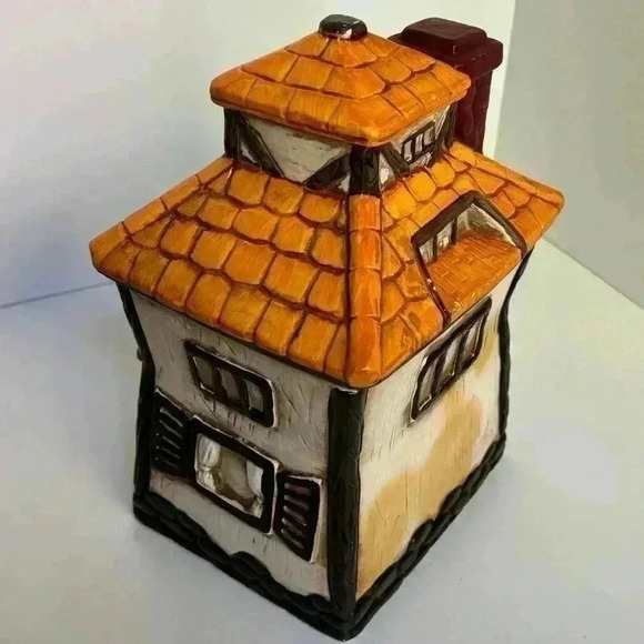 Vintage 70s made in Japan for K  Mart fairytale cottage ceramic cookie jar - Picture 10 of 11